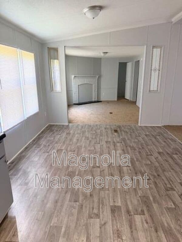 Foto del edificio - 202 Mallard Ln