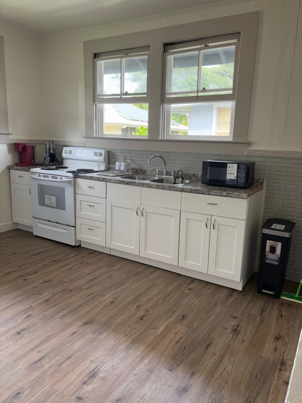 Building Photo - 366 Lehua St