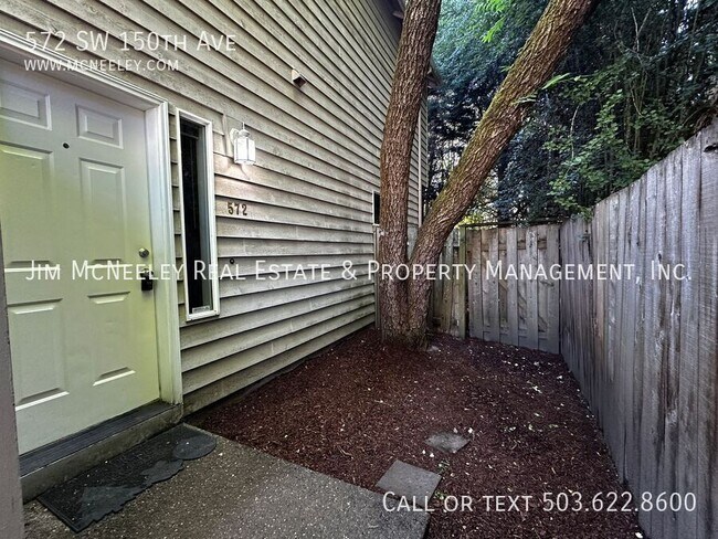 Foto del edificio - 572 SW 150th Ave