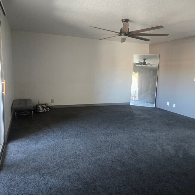 Foto del edificio - 5080 Indian River Dr