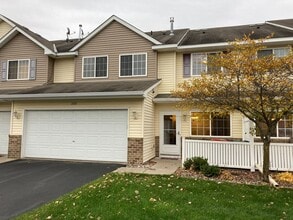 Building Photo - 3512 Sterling Heights Dr