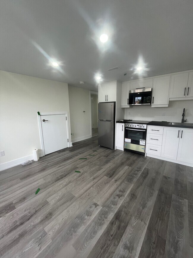 Photo du bâtiment - 160 Densmore Rd