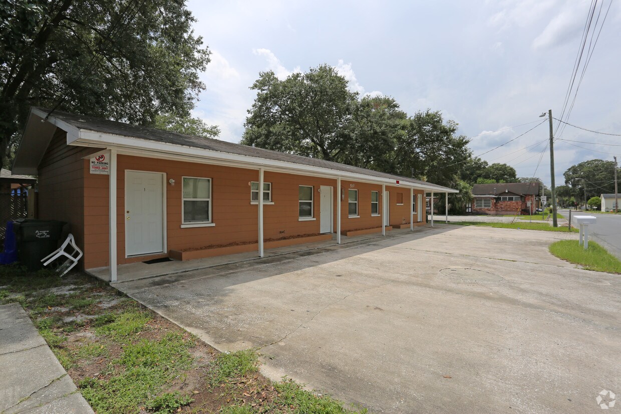 Building Photo - Building 1