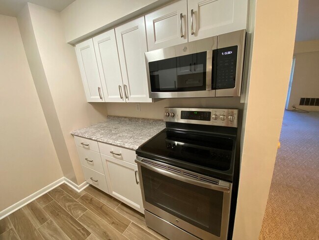 Foto del edificio - Cozy 1 Bedroom in a Quiet Building in Emsworth!