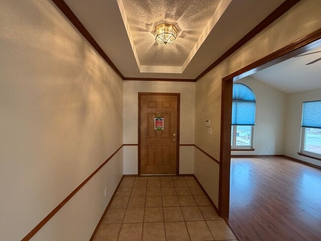 Building Photo - 3 Bedroom Single Story Home Available Near Juan Tabo Blvd SE & Southern Blvd SE!