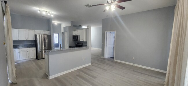 Building Photo - 21400 SW 90th Ct
