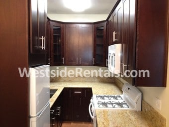 Remodeled kitchen - 723 E 3rd St