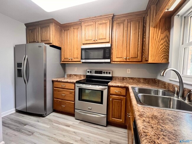 Foto del edificio - 3529 Bermuda Rd SW