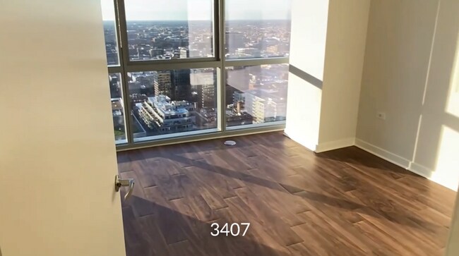 Foto del edificio - 1 N Halsted St