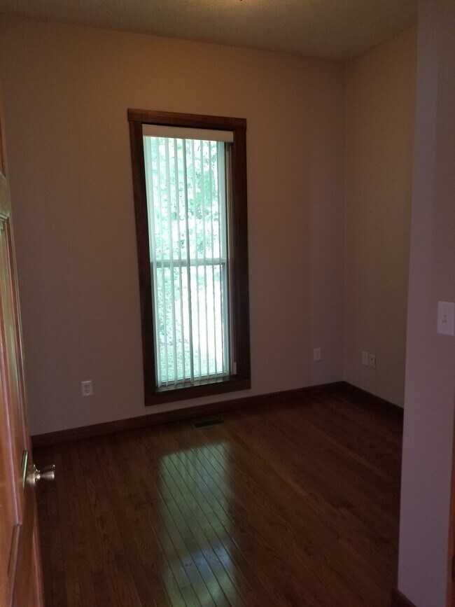 Foto del edificio - 722 W Kirkwood Ave