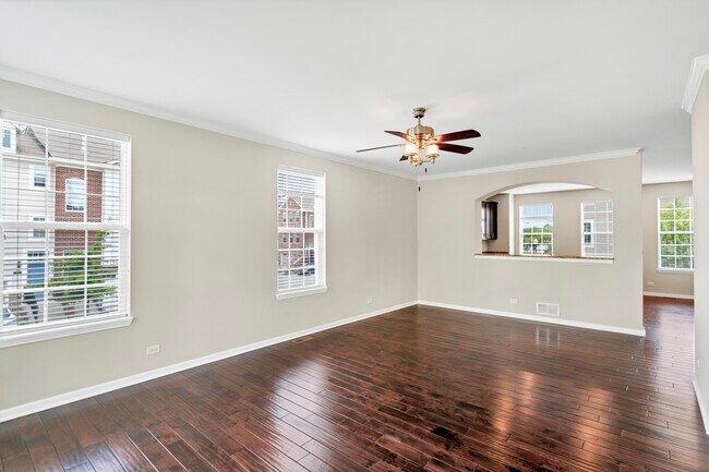 Foto del edificio - 78 Marcel Ln