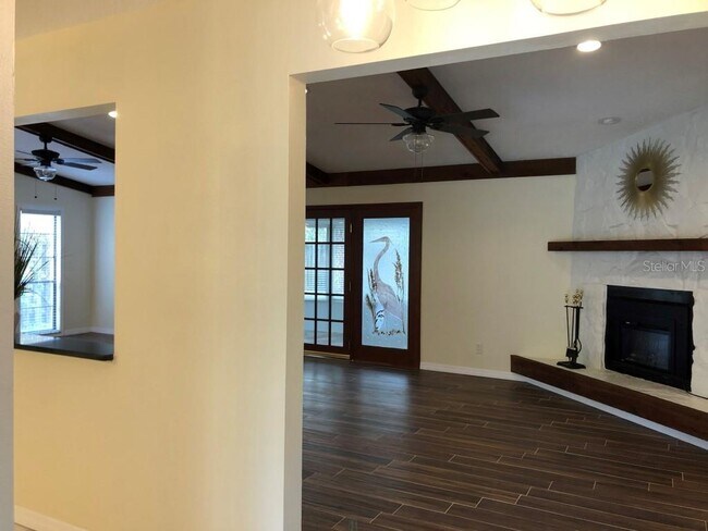 Foto del edificio - 12706 Rain Forest St