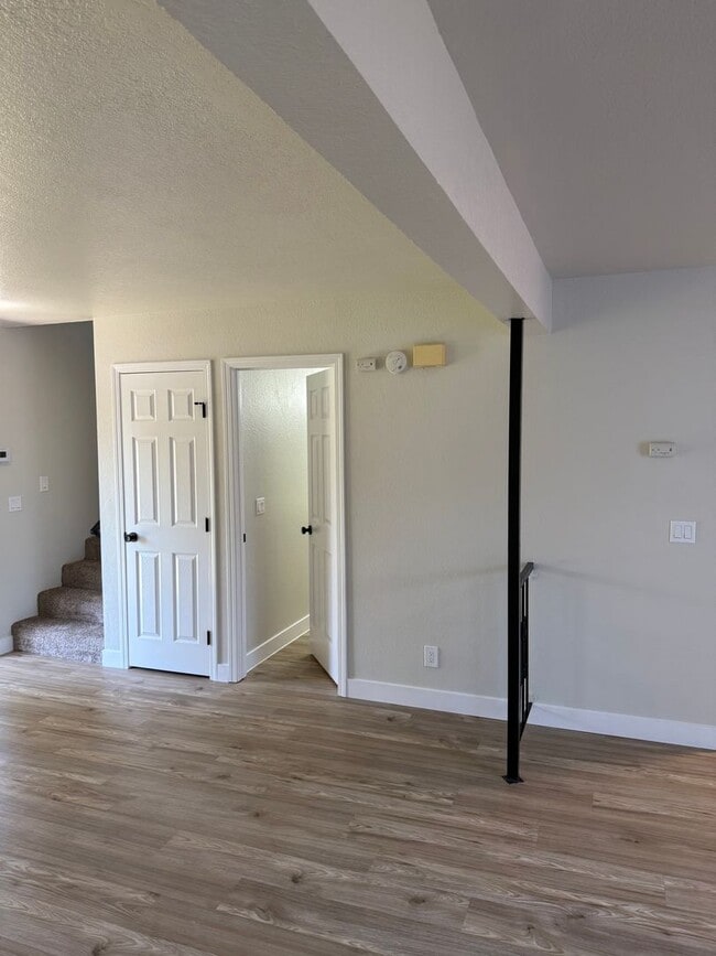 Building Photo - 3310 Magnums Way