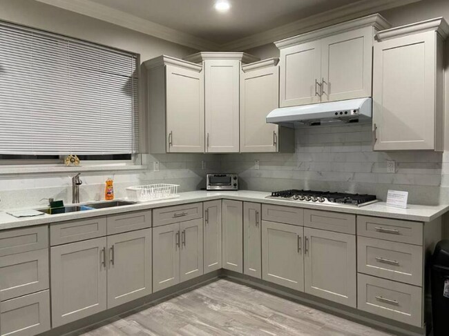 Foto del edificio - 9303 De Adalena St