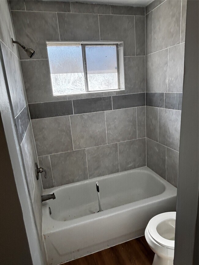 Foto del edificio - 10523 Permian Dr