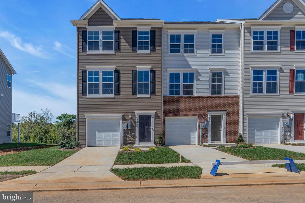 51 Extrovert Dr, Charles Town, WV 25414 Townhome Rentals in Charles