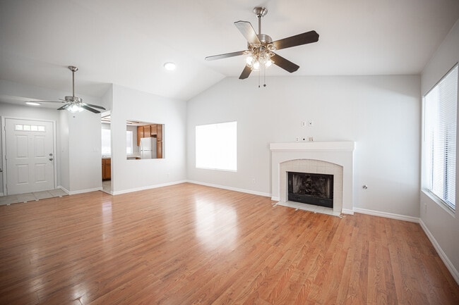 Building Photo - 1575 Gatepost Ave