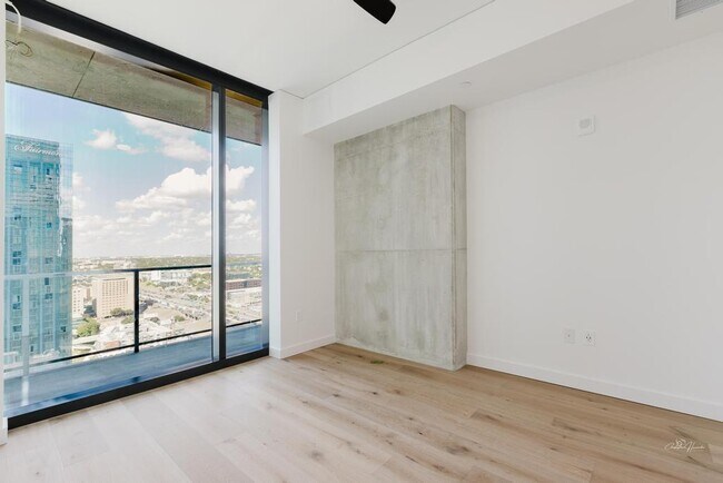 Foto del edificio - 610 Davis St