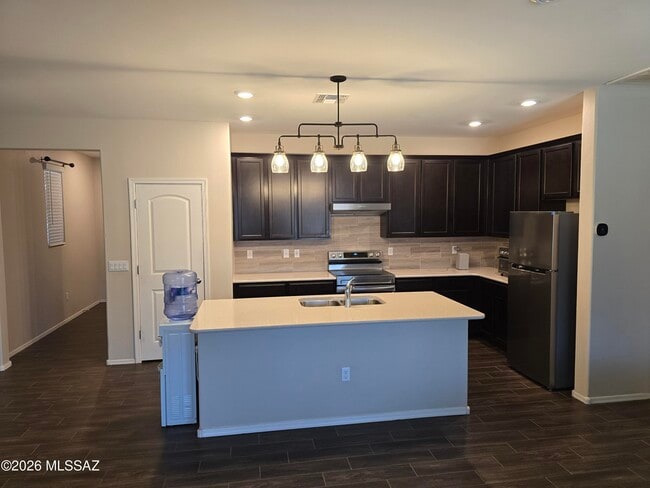 Building Photo - 6151 S Antrim Loop