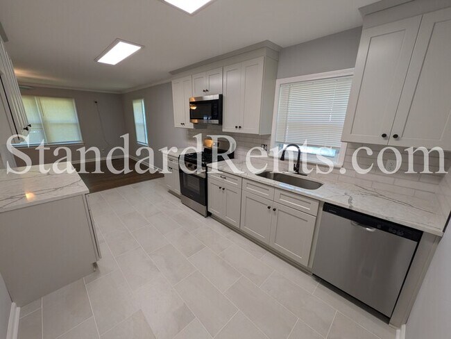 Foto del edificio - 934 Dell Ave SE