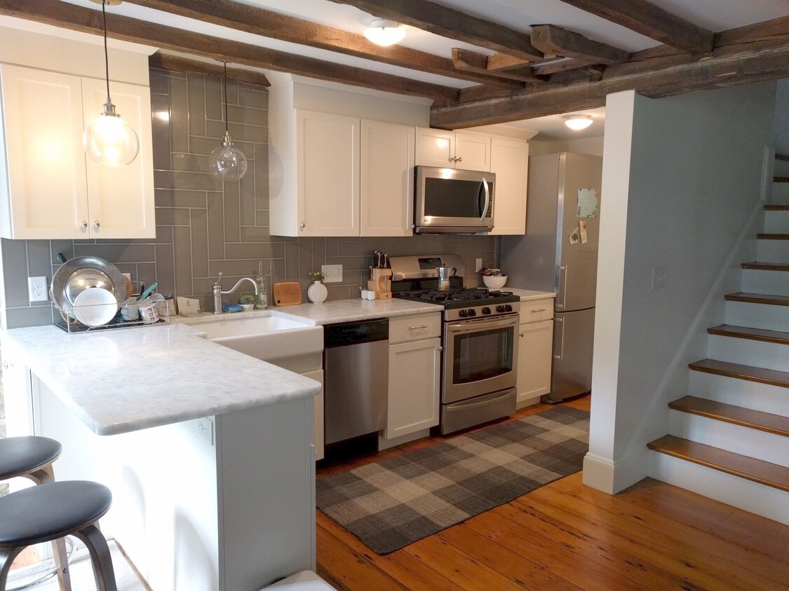 Kitchen - 40 Washington St