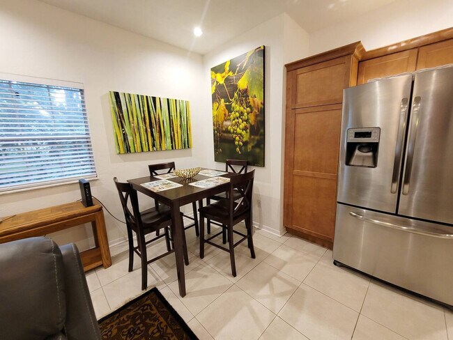 Foto del edificio - 408 NW 5th Ave