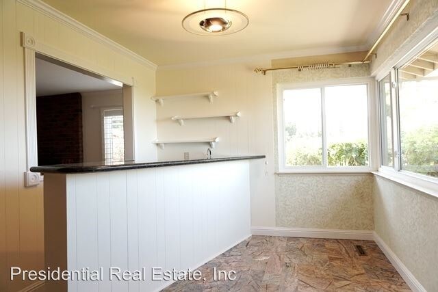 Building Photo - 21206 Sarahills Dr