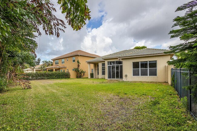 Foto del edificio - 6428 Garden Ct
