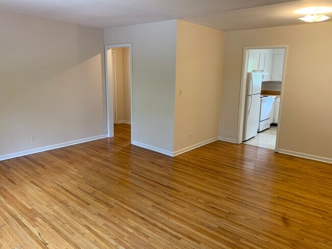Foto del edificio - 3339 Old Montgomery Hwy