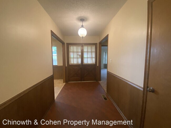 Building Photo - 3 br, 2 bath House - 6104 S Fulton Ave