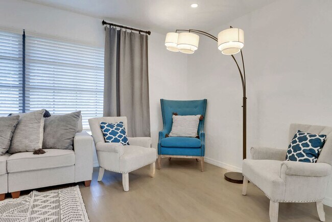 Foto del edificio - 1514 Forest Lakes Blvd