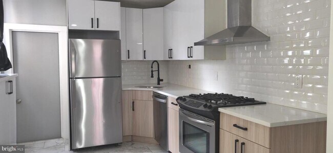 Foto del edificio - 2324 Watkins St