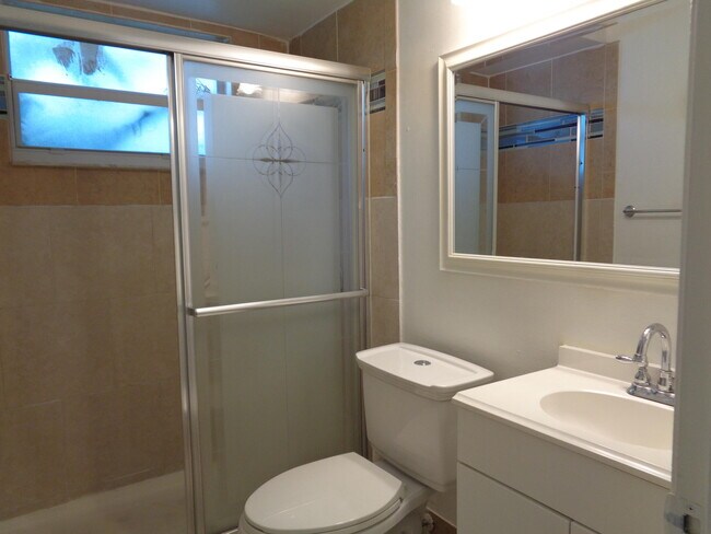 Building Photo - 3303 Kirk Rd