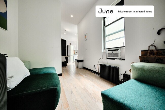 Foto del edificio - Room in Shared 3 bed/3 bath home