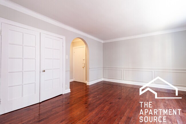 Foto del edificio - 542 W Surf St