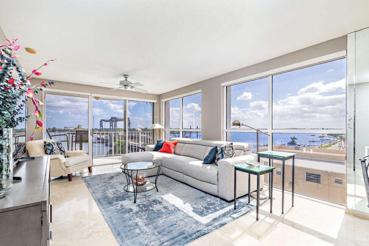 Foto principal - 3901 S Flagler Dr
