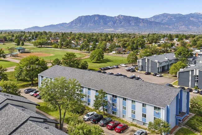 Photo - 3341 E Fountain Blvd Apartment