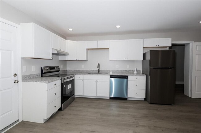 Foto del edificio - 157 Polar Rock Dr SW