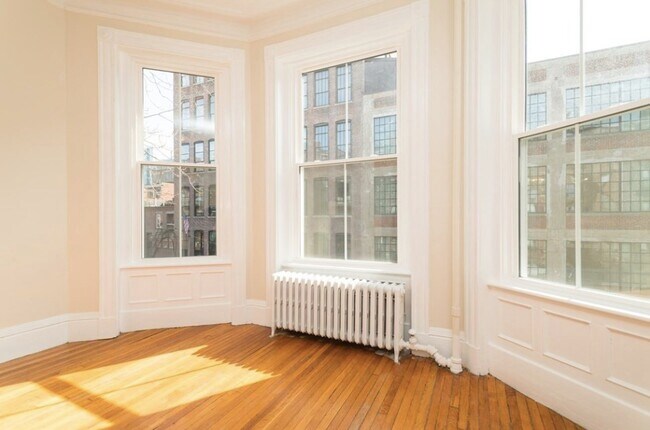 Foto del edificio - 342 Commonwealth Ave