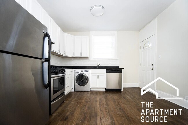 Foto del edificio - 918 Green Bay Rd