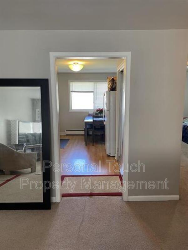 Building Photo - 1828 14th St S