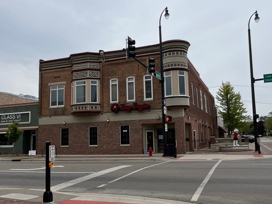 Building Photo - 102 S 2nd St