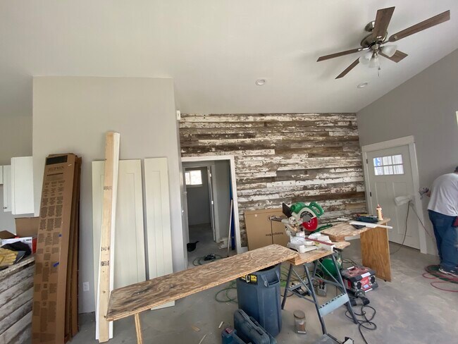 Building Photo - 111 Mesa Ave