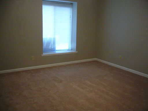 Building Photo - 5805 Whitebud Dr