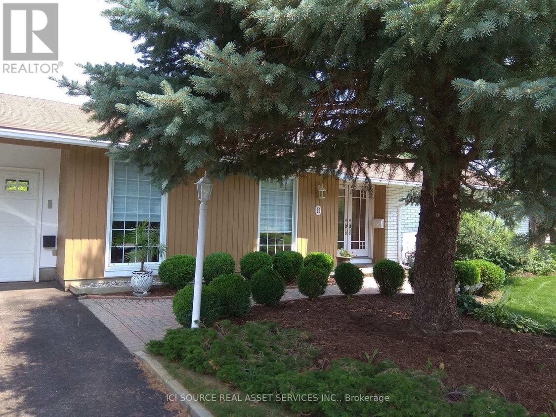 Photo principale - 8 Birchview Rd