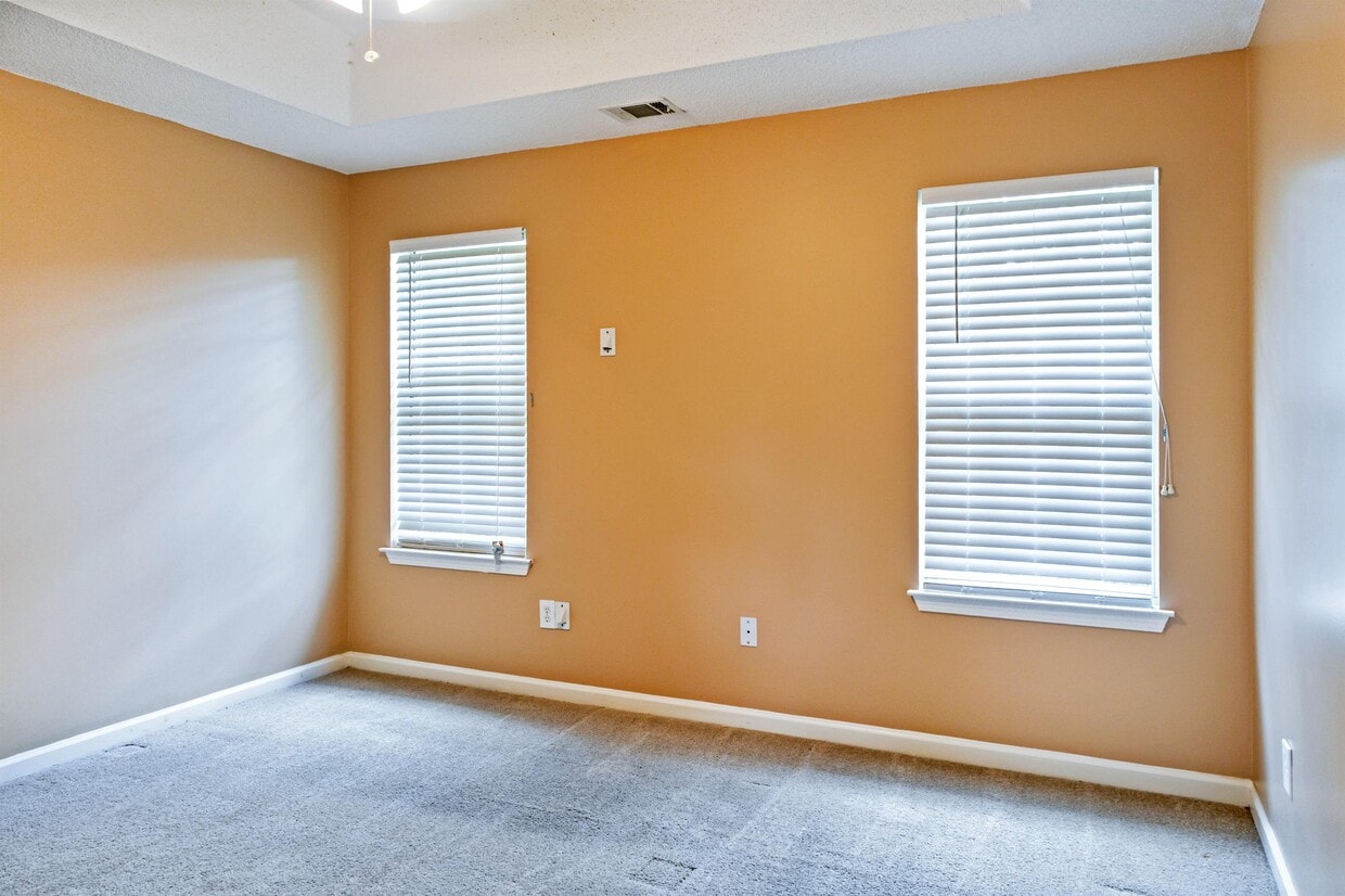 1195 Wellborn Rd Unit BEDROOM 2B, Lithonia, GA 30058 Room for Rent in