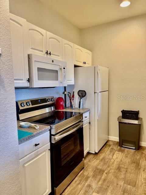 Building Photo - 860 N Orange Ave