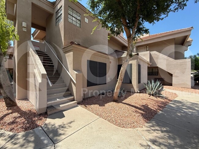 Building Photo - 5950 N 78th St