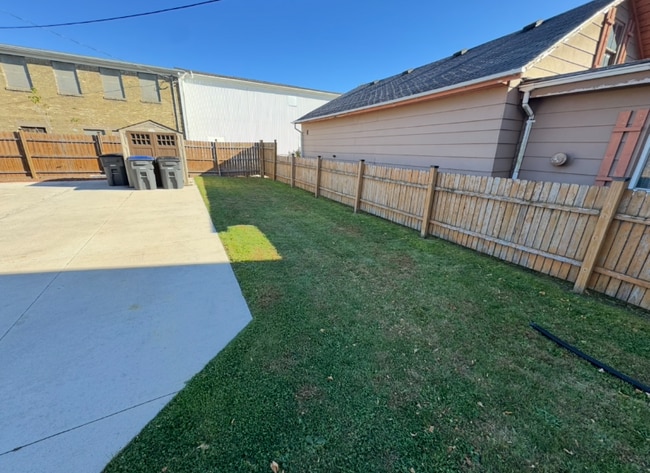 Building Photo - 2105A N 13th St