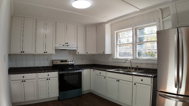 Photo - 5707 Frontage Rd House